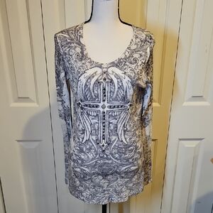 Paris Paris Gray and White Long Sleeve Top with Cross Design Large